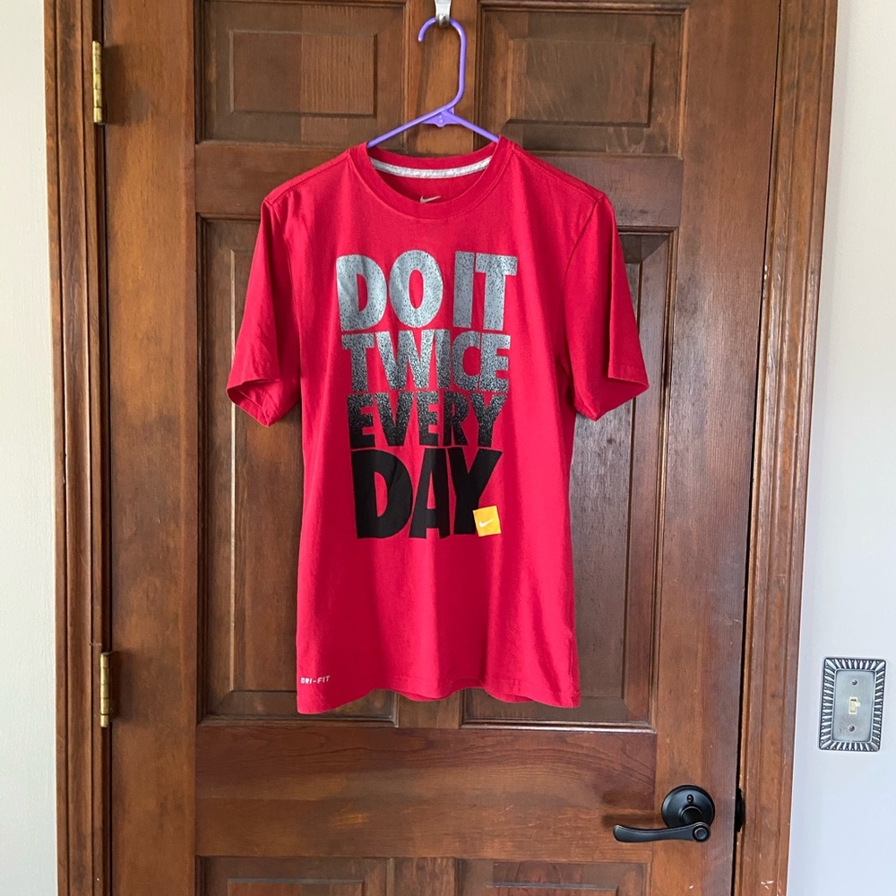 Nike DriFit Tee